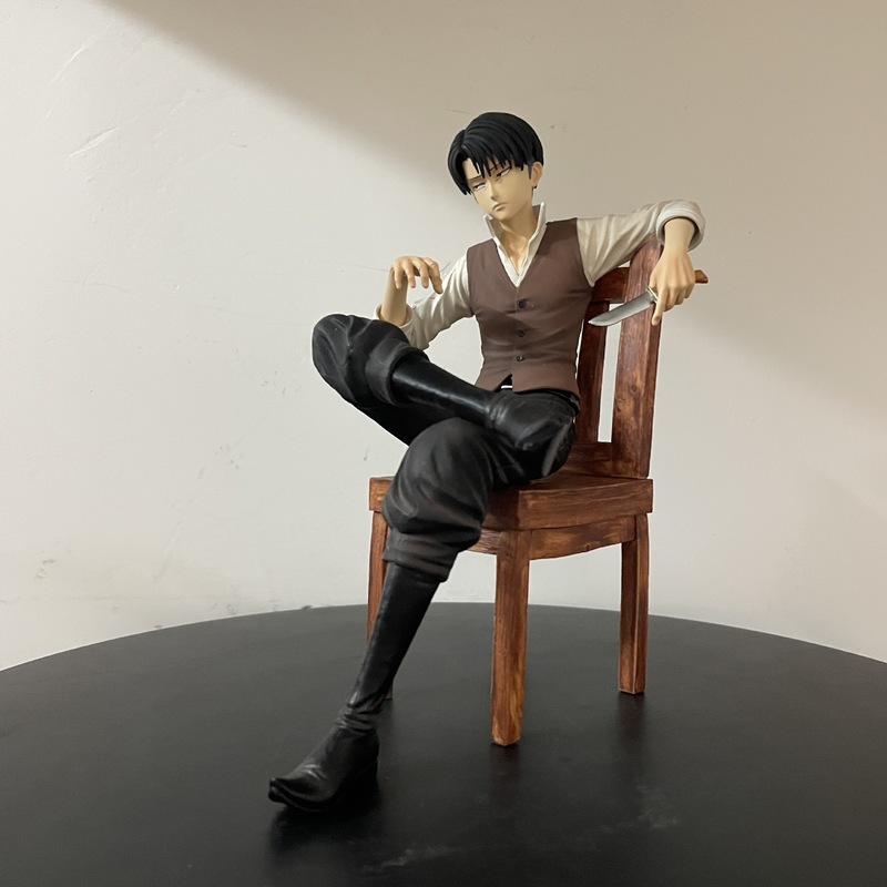 Attack On Titan Levi Ackerman  - огляд і ціна Anime Merchandise Box